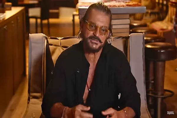 Ricardo Arjona tuvo su primera entrevista con Inteligencia Artificial