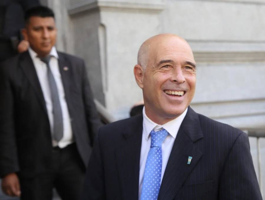 Bartolomé Abdala cuestionó el posible aumento de las dietas en el Senado: 