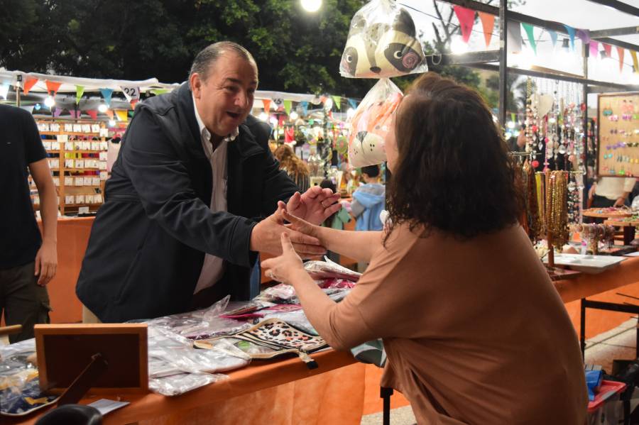 Se realizó la 1° Feria Navideña Regional en Santa Fe 