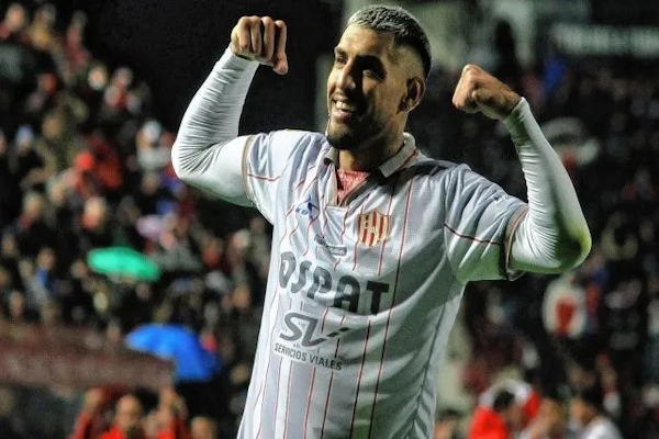 Unión condiciona la salida de Adrián Balboa a Racing