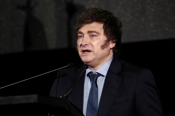 Milei firmó el decreto para convocar a extraordinarias