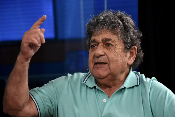 El nuevo parte médico sobre el estado de salud de “Cacho” Deicas