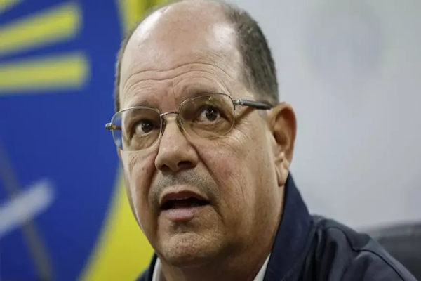 FIFA suspende al presidente de la federación panameña, llamó 