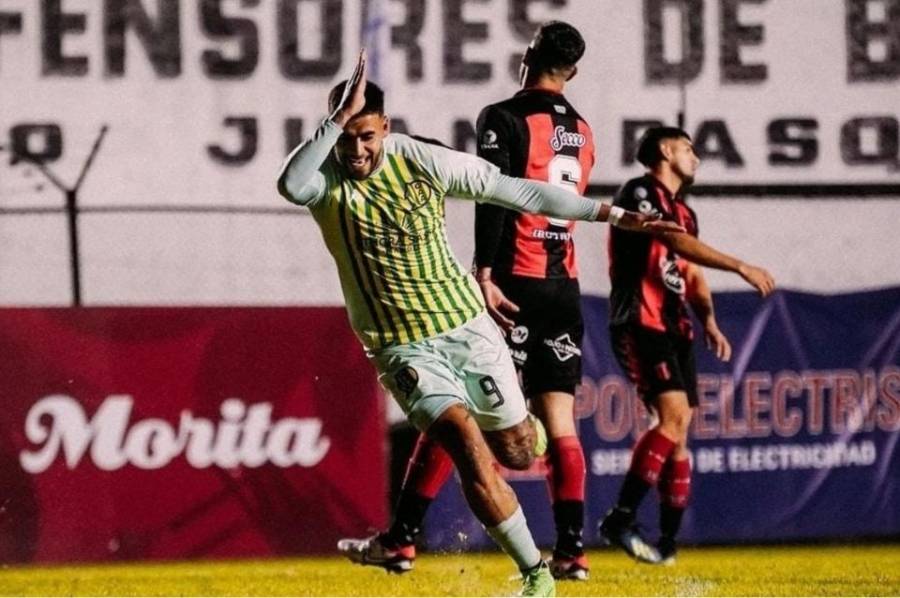 Unión cerró la llegada del goleador Agustín Colazo
