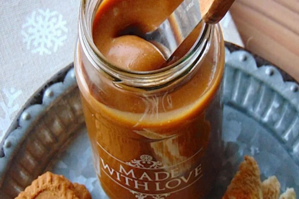 Dulce de leche keto sin azúcar, con 3 ingredientes