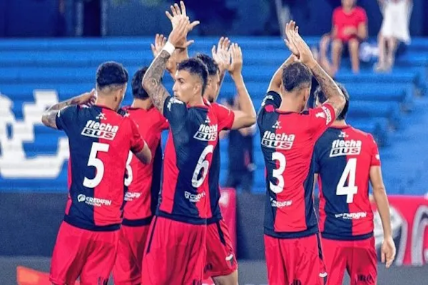 Serie Río de La Plata: Colón ganó por penales el primer compromiso amistoso