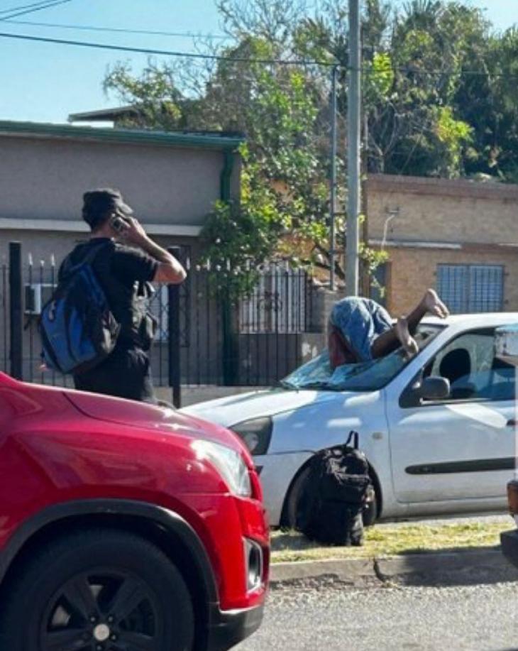 Se recupera el ciclista que finalizó incrustado en un parabrisas 