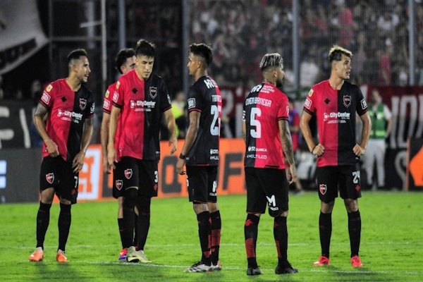 Newell ´s arrancó el año con una dura derrota en casa