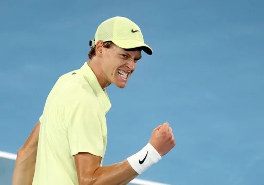 Invencible: Sinner le ganó a Zverev y se coronó campeón del Abierto de Australia