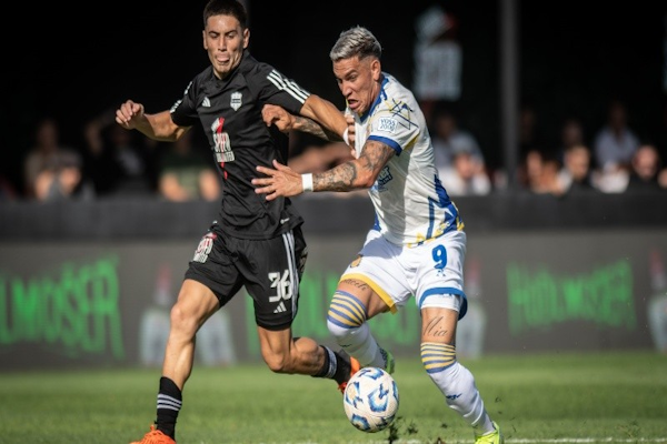 Un Central alternativo empató y llega invicto al clásico rosarino