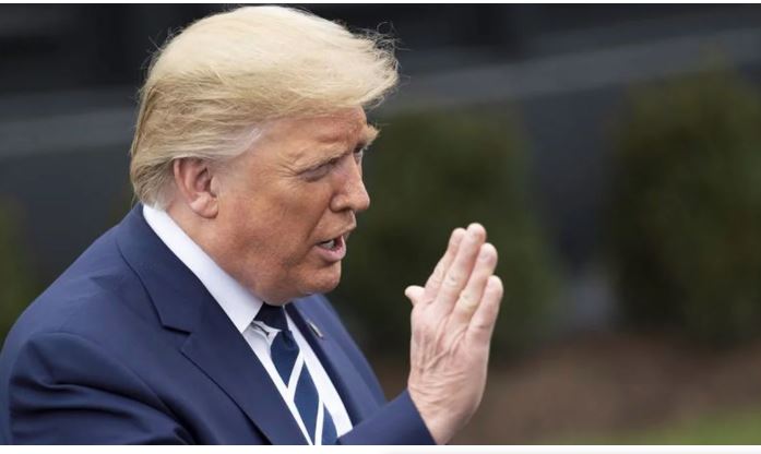 Administración Trump despidió a miles de empleados federales