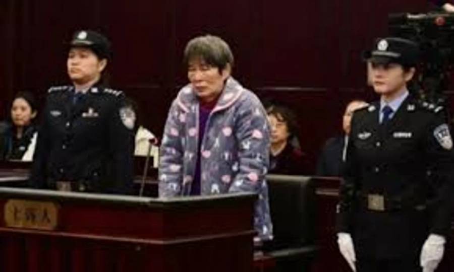 Ejecutaron a una mujer china por secuestrar y traficar a 17 niños