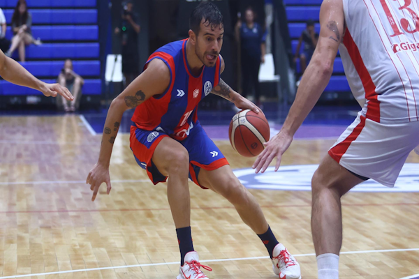 LNB: Unión perdió ante San Lorenzo en suplementario