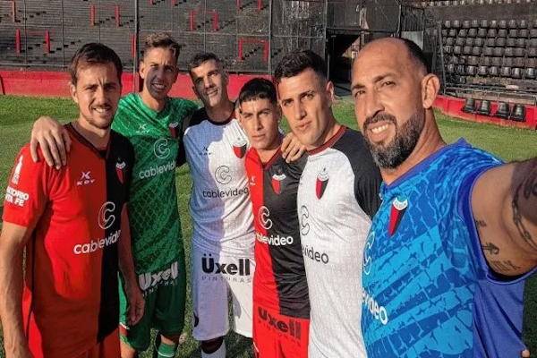 Colón estrena su nuevo modelo de camiseta