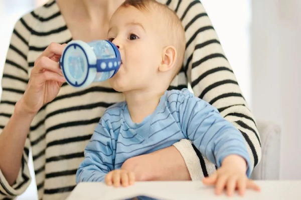 Golpe de calor: cómo proteger a bebés y niños