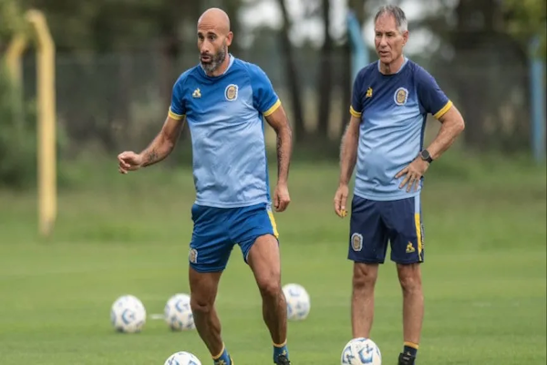 Holan modifica el esquema de Central para visitar a Talleres
