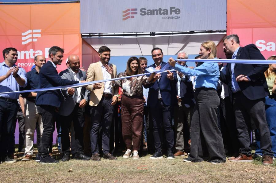 Pullaro en Expoagro: “Venimos a demostrar que somos la capital del interior productivo de nuestro país”
