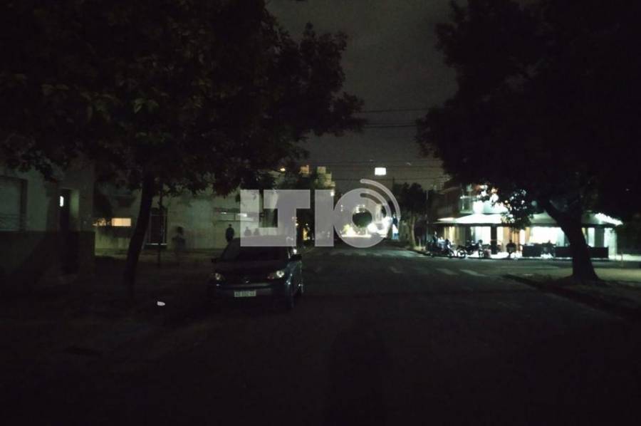 Vecinos de barrio Roma reclaman por falta de iluminación