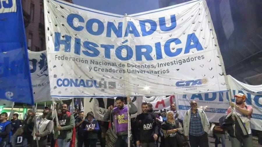 Los docentes universitarios arrancan un paro de 48 horas