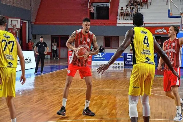LNB: Unión ganó ante San Martín (Corrientes)