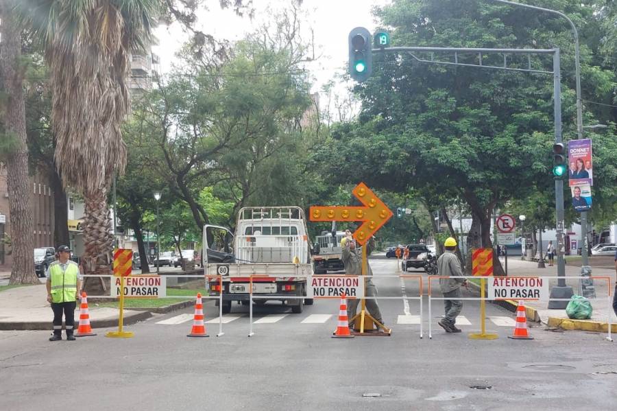 Comenzó la obra para reparar el hundimiento de Bulevard y Alberdi