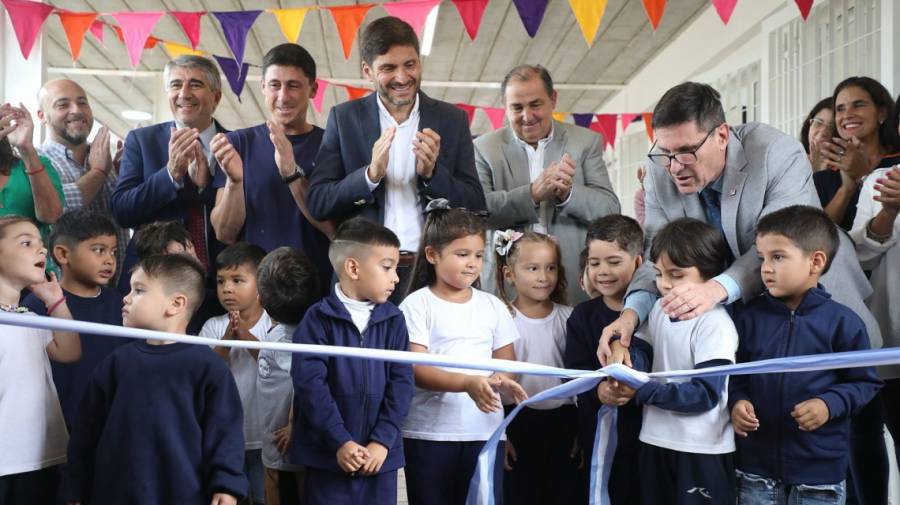 “En los primeros tres meses del año ya inauguramos 17 escuelas”