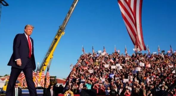 Pese a la barrera constitucional, Donald Trump aseguró que se postularía para un tercer mandato en EEUU