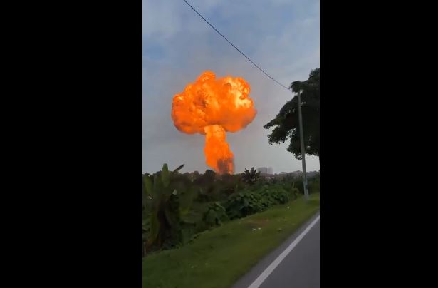 Brutal explosión de un gasoducto en Kuala Lumpur: extinguieron el incendio