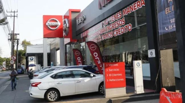 Canadá responde a los Estados Unidos con aranceles contra automóviles