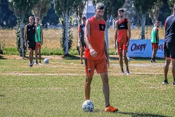 Colón tienen un solo 9 para los próximos partidos