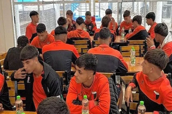 Colón está en Mendoza para la cuarta fecha de Inferiores de AFA
