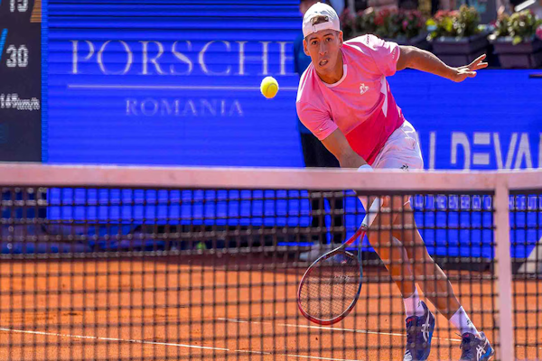 El argentino Báez accedió a la final en Bucarest