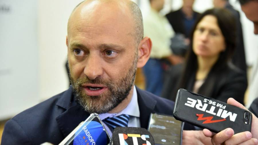 “A los gremios les molesta las medidas que estamos tomando en la EPE”