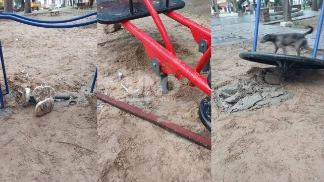 Inauguraron juegos en la plaza central y en la misma noche los destrozaron