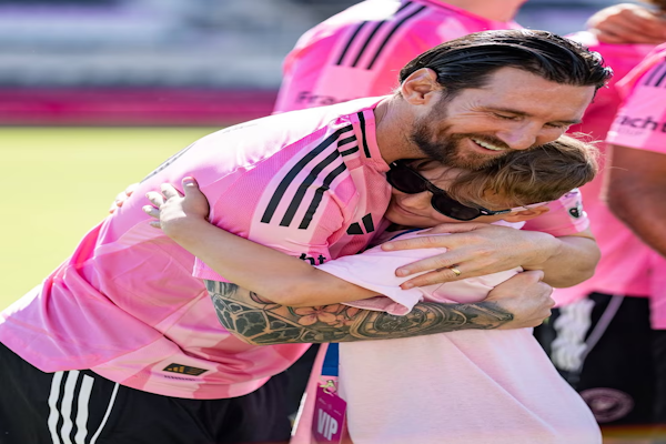 El emotivo gesto de Messi con 23 niños en Inter Miami
