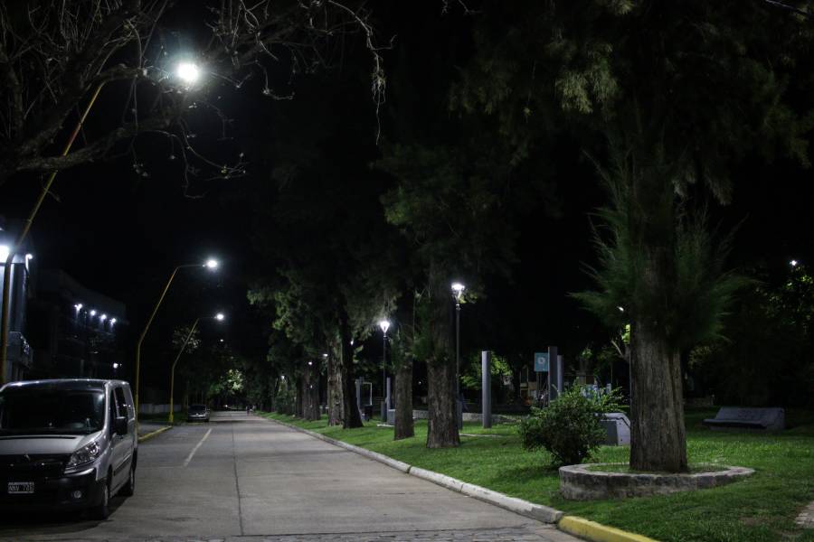 En tres meses, se repusieron 1.729 luces en 38 vecinales 