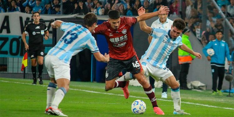 Racing le ganó a Central Córdoba y sigue en zona de clasificación
