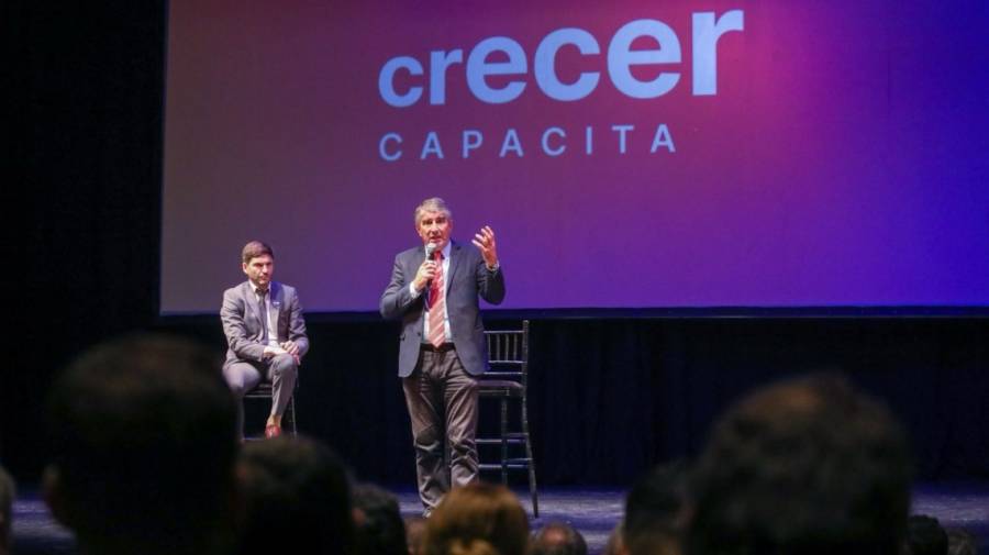 Provincia refuerza su oferta formativa en 2025 para municipios y comunas