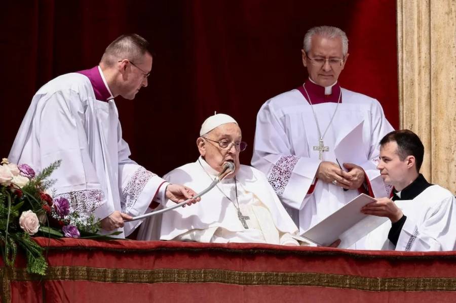 El Papa clamó por libertad religiosa y paz mundial en su mensaje de Pascua