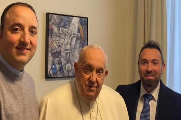 El equipo italiano que asciende siempre que muere un Papa