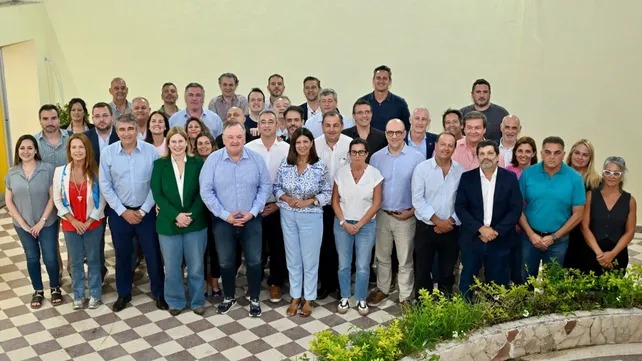 Unidos reúne para avanzar con la fecha y la letra chica de la Constituyente