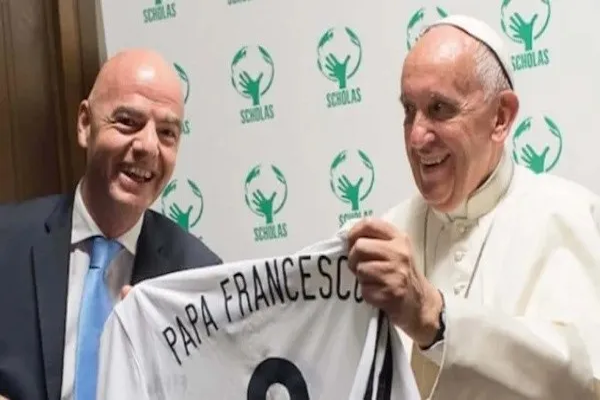 FIFA organizará un partido en homenaje al Papa Francisco