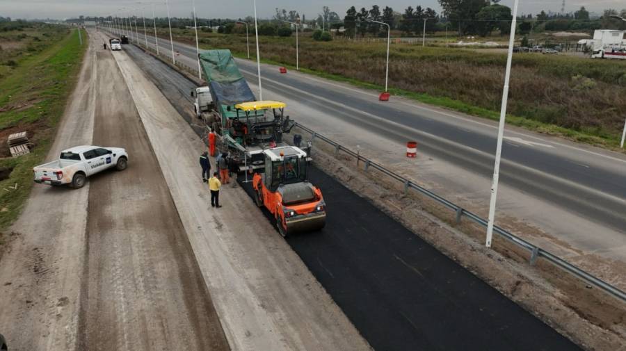 Avanza a buen ritmo la obra del tercer carril de la autopista 