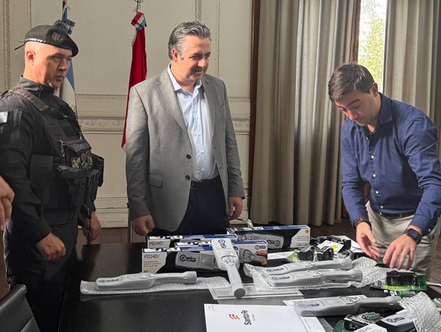 Provincia incorporó detectores de metales