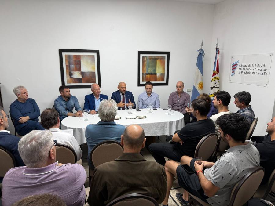 Con líneas de crédito específicas, Provincia promueve la industria del calzado