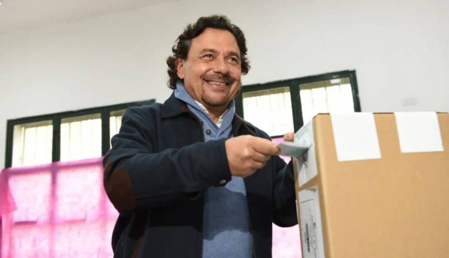 Gustavo Sáenz festejó la victoria: 