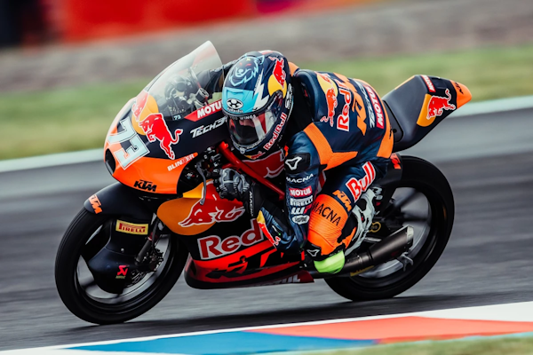 Moto3 en Le Mans: nuevo Top10 de Valentín Perrone