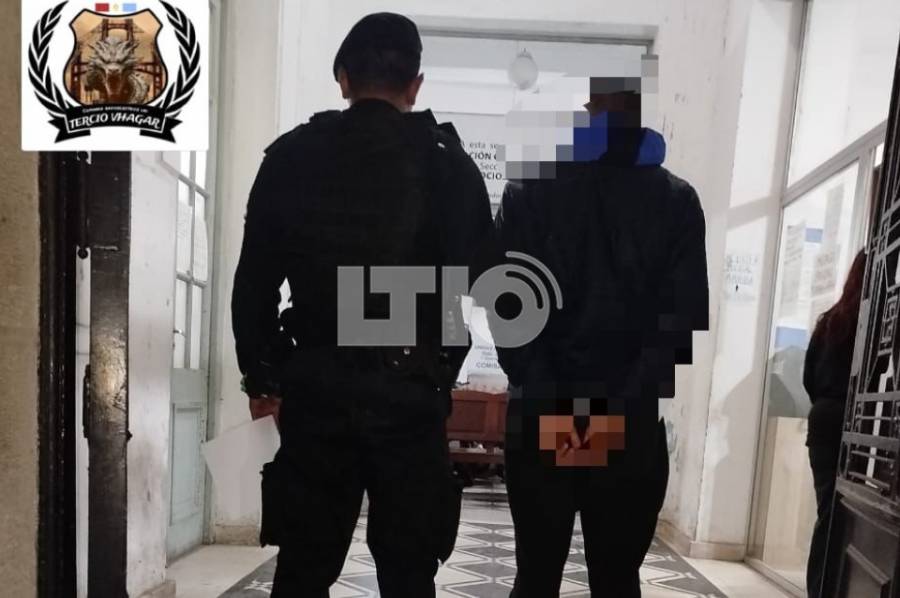 Quiso robarle a una joven la bicicleta y la policía lo agarró
