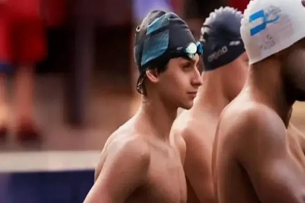 Natación: Bottoni respira por sus propios medios y evoluciona