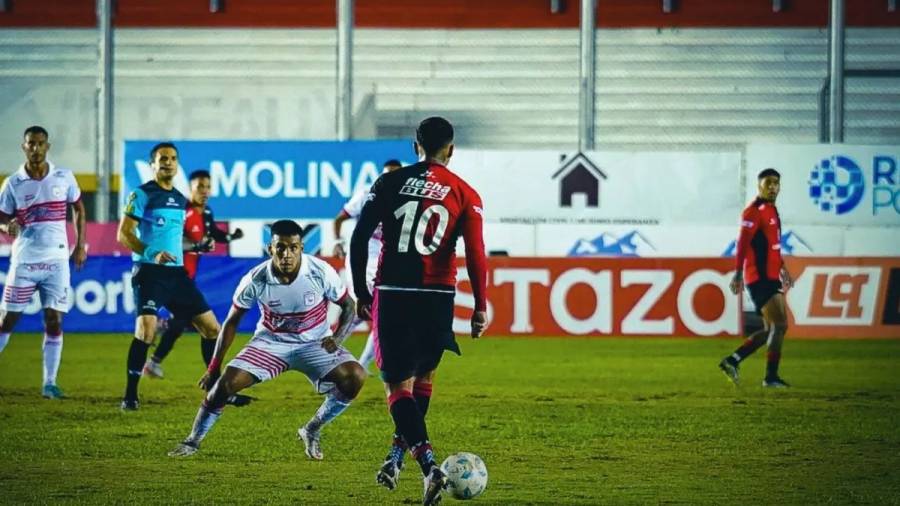 Se suspendió el partido de Deportivo Morón y Colón por las lluvias